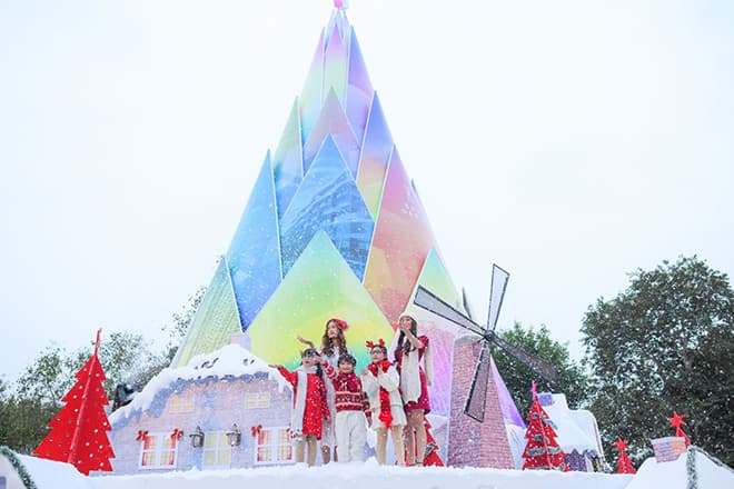 Check-in búp măng Noel 2020 tại làng Bắc Âu Ecopark